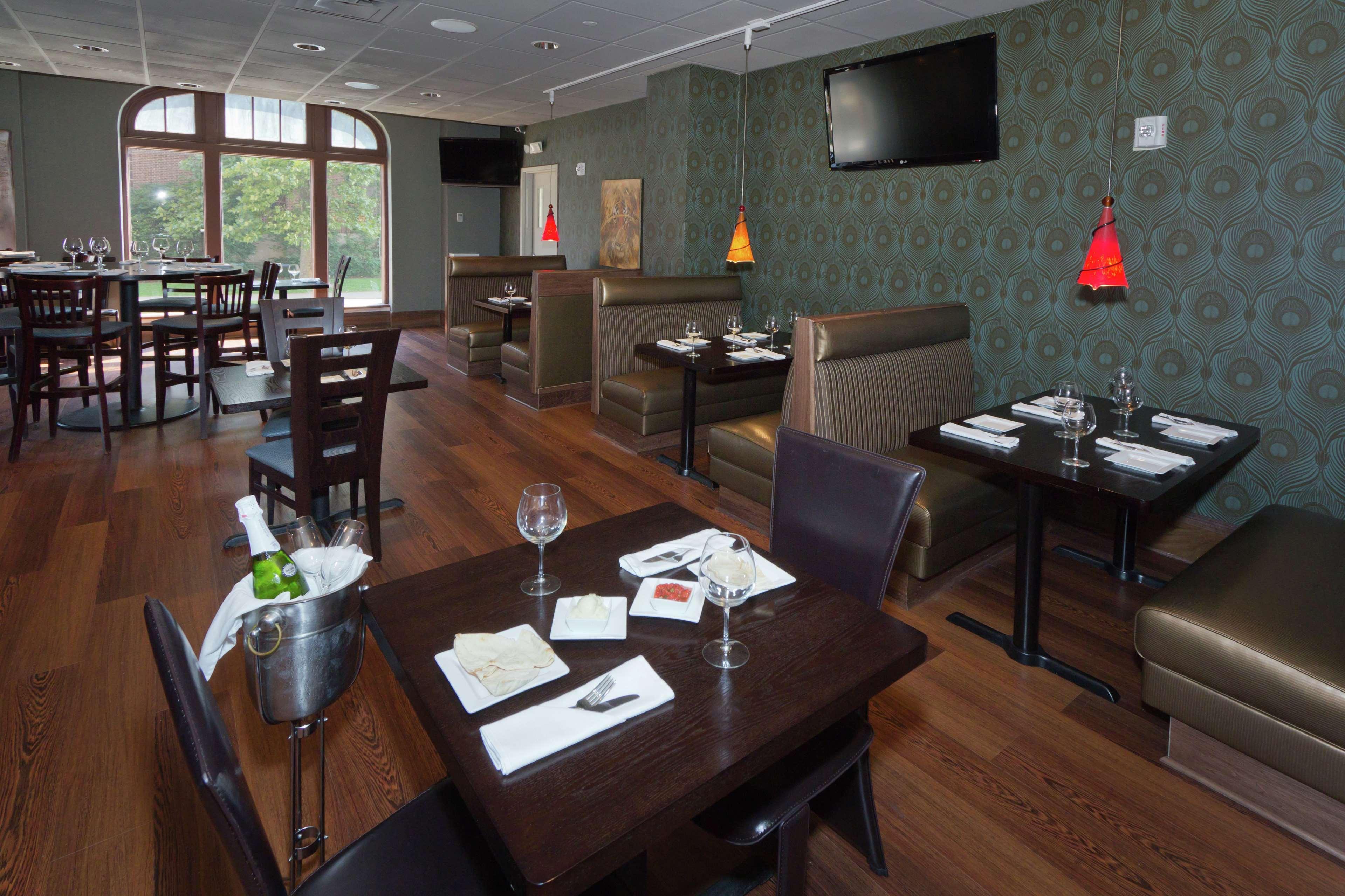 The Tudor Arms Hotel Cleveland - A Doubletree By Hilton Buitenkant foto