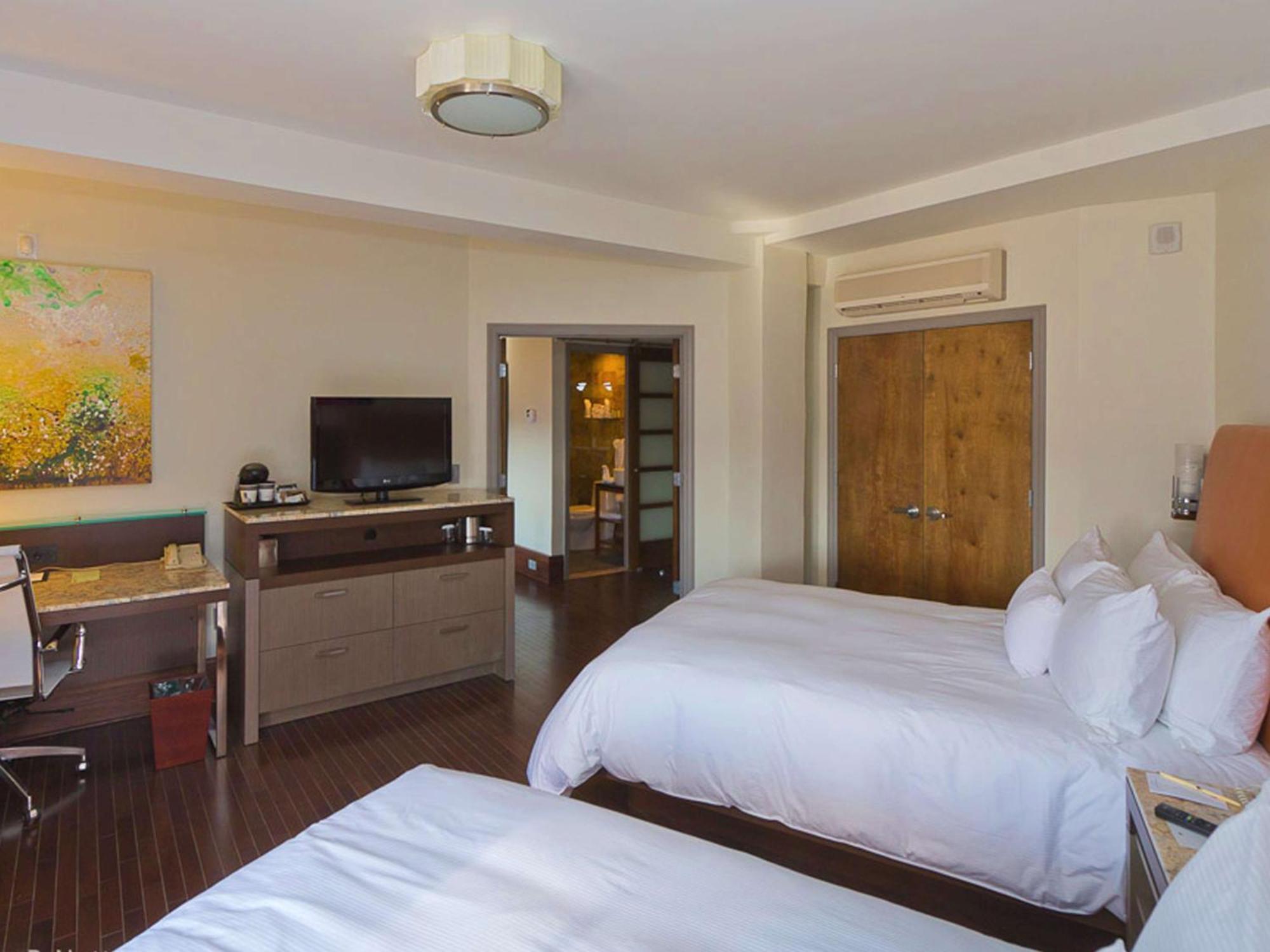 The Tudor Arms Hotel Cleveland - A Doubletree By Hilton Buitenkant foto
