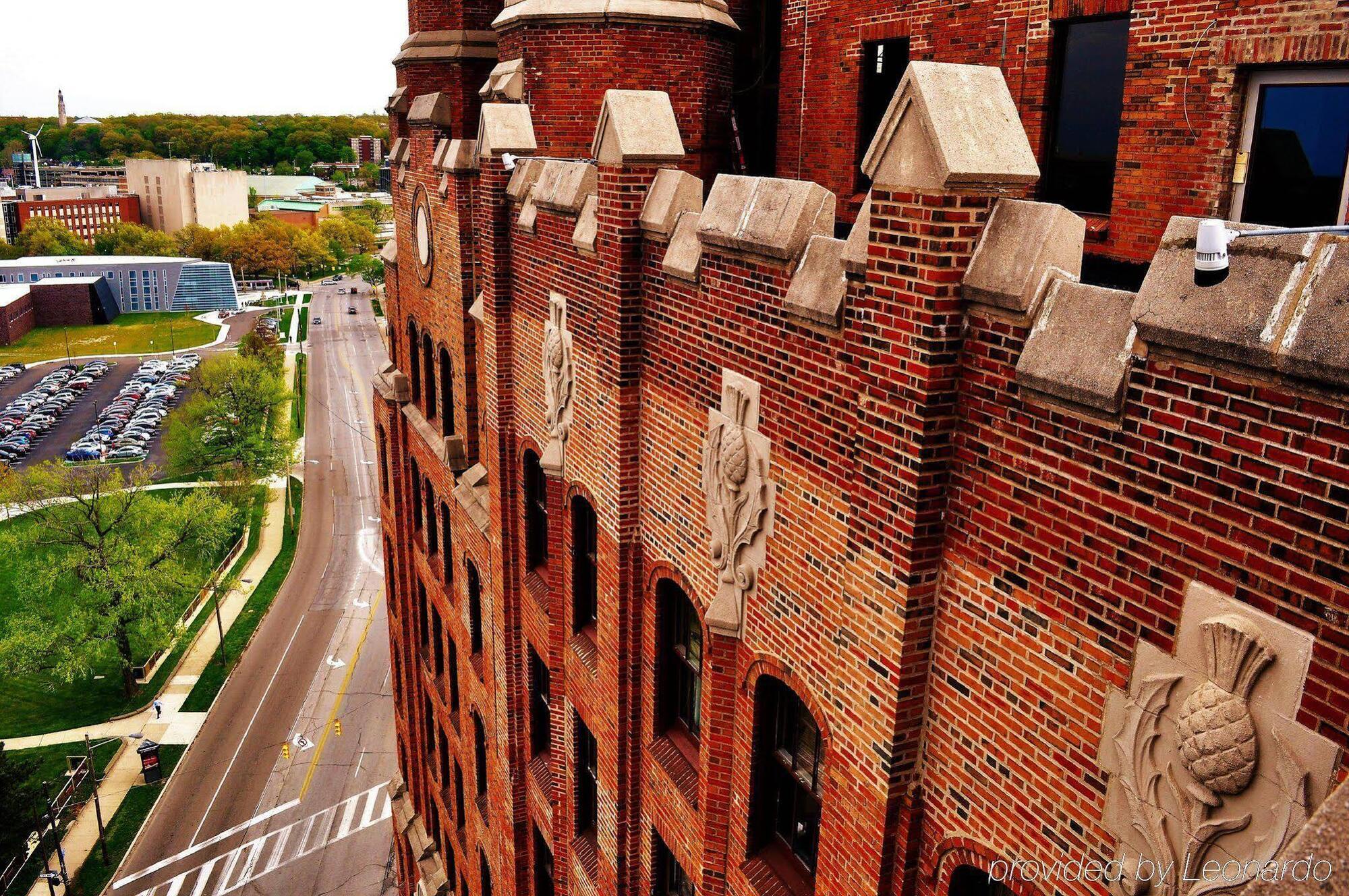 The Tudor Arms Hotel Cleveland - A Doubletree By Hilton Buitenkant foto